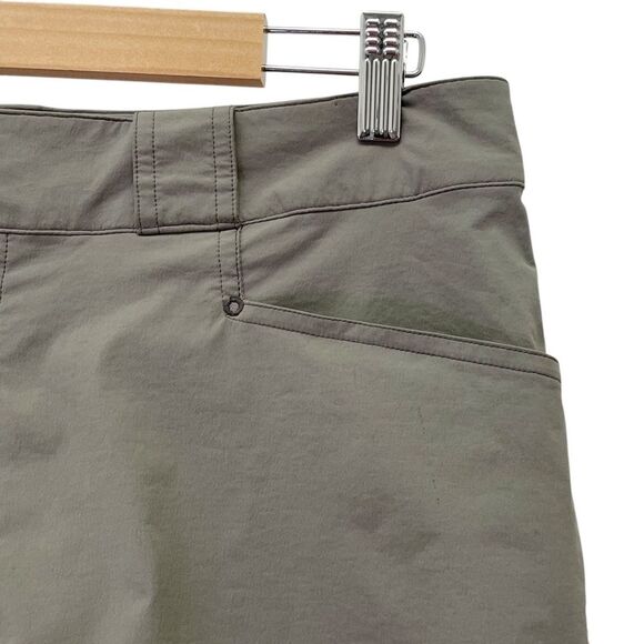 Arc’Teryx Creston Hiking Shorts Olive Green Size 8 Quick Dry Outdoors Camping - Picture 5 of 9